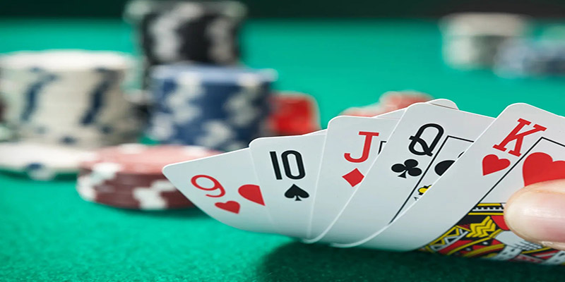 Poker F8bet – Bí Quyết Thắng Lớn Từ Game Bài Chiến Thuật